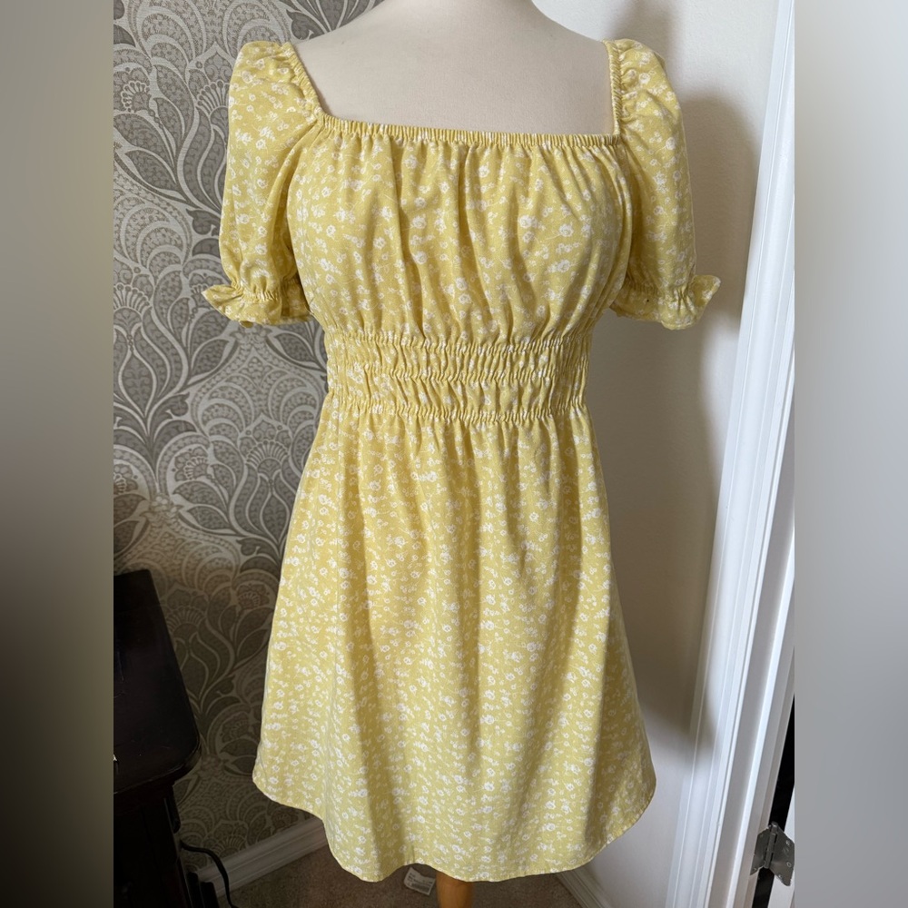 Yellow Floral Smocked Dress size L